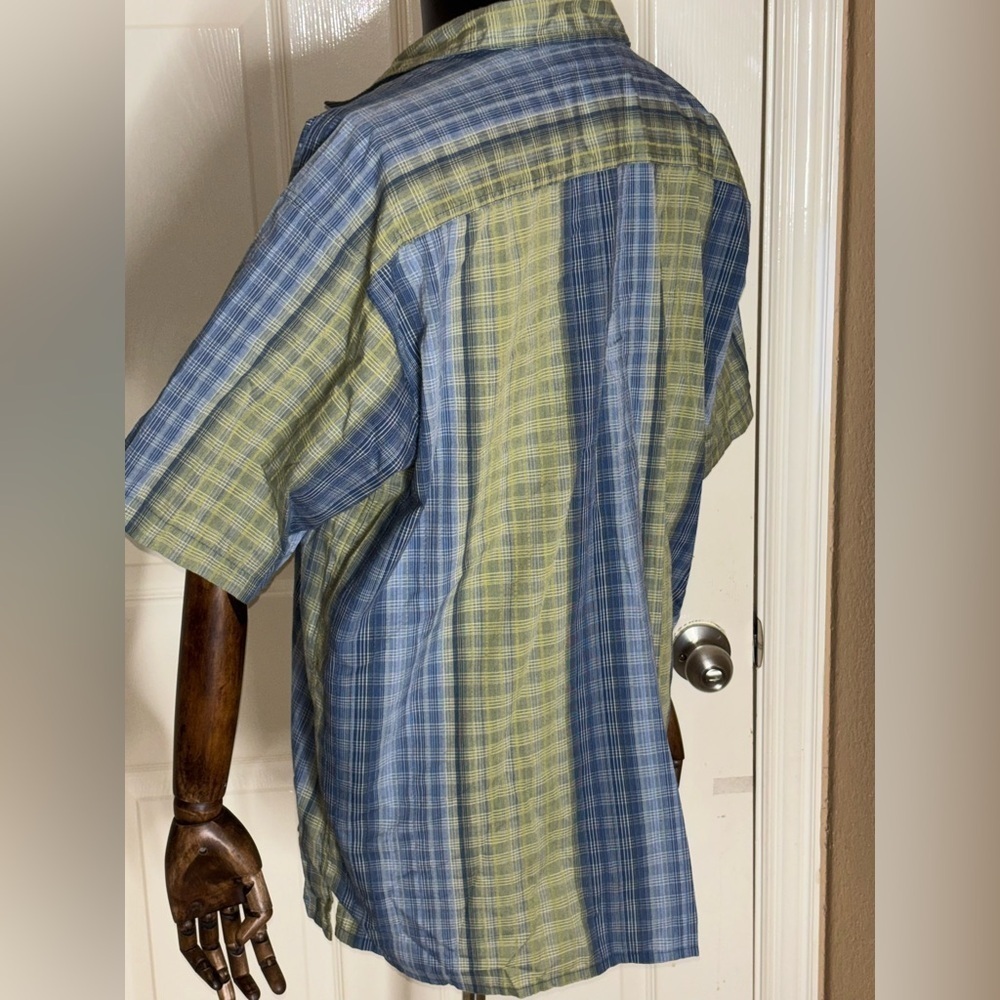 Patagonia Men's Button Front Shirt Short Sleeve Seersucker Striped Plaid Large‌ - Picture 3 of 11